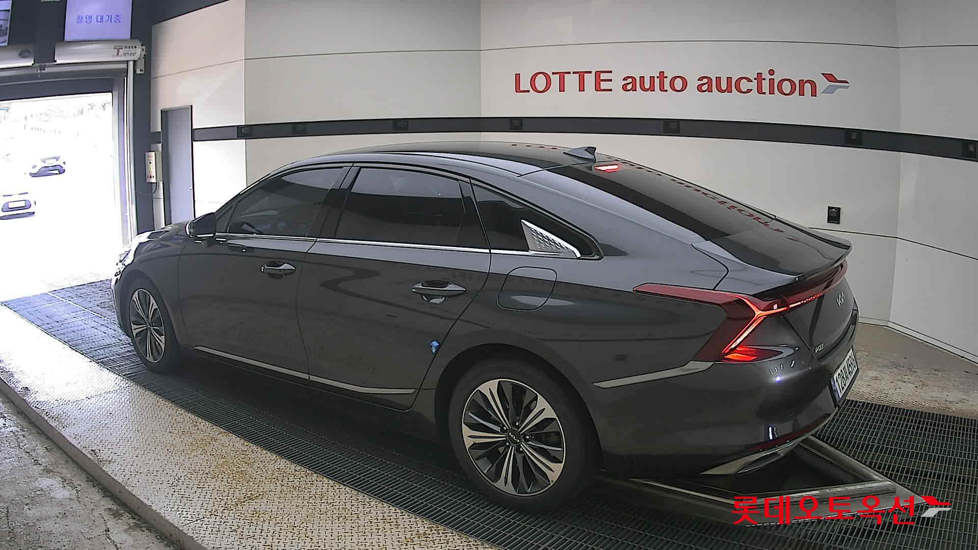 2023 - kia k8