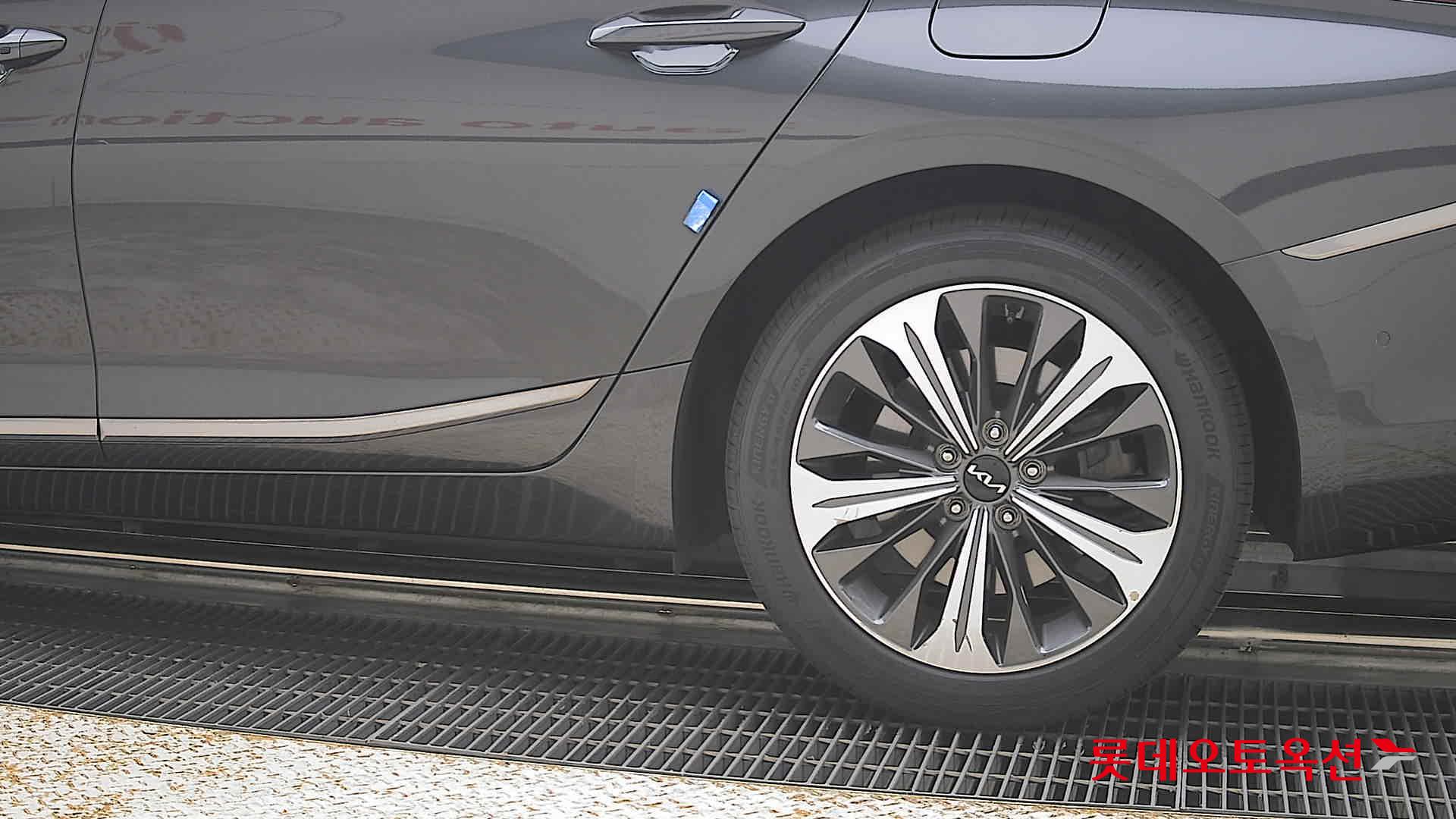2023 - kia k8