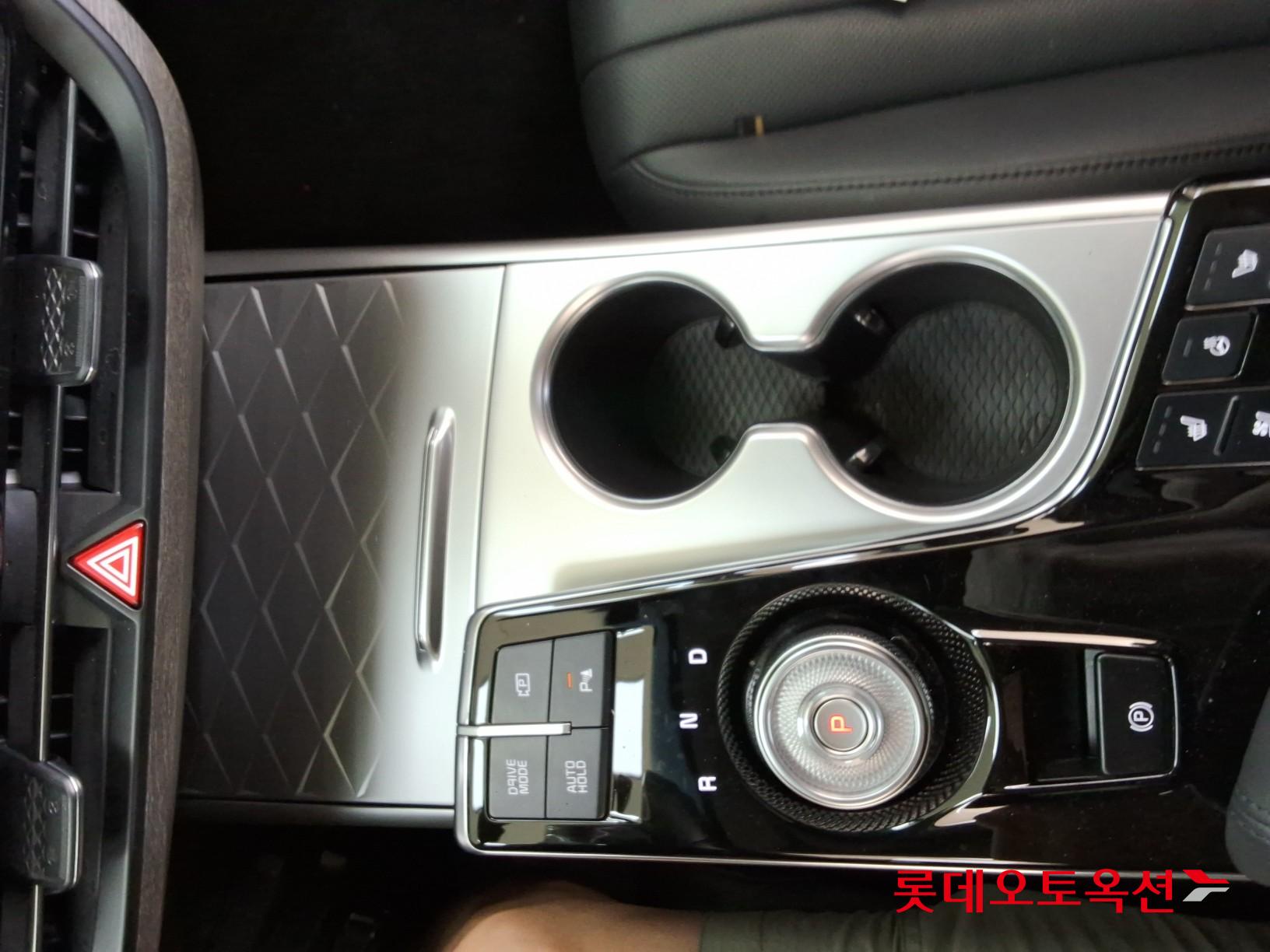 2023 - kia k8