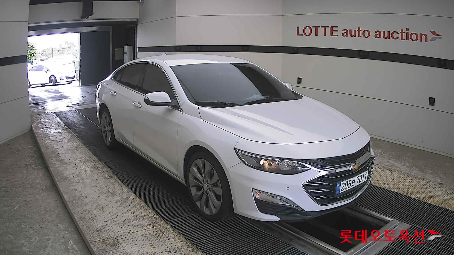 2021 - chevrolet malibu