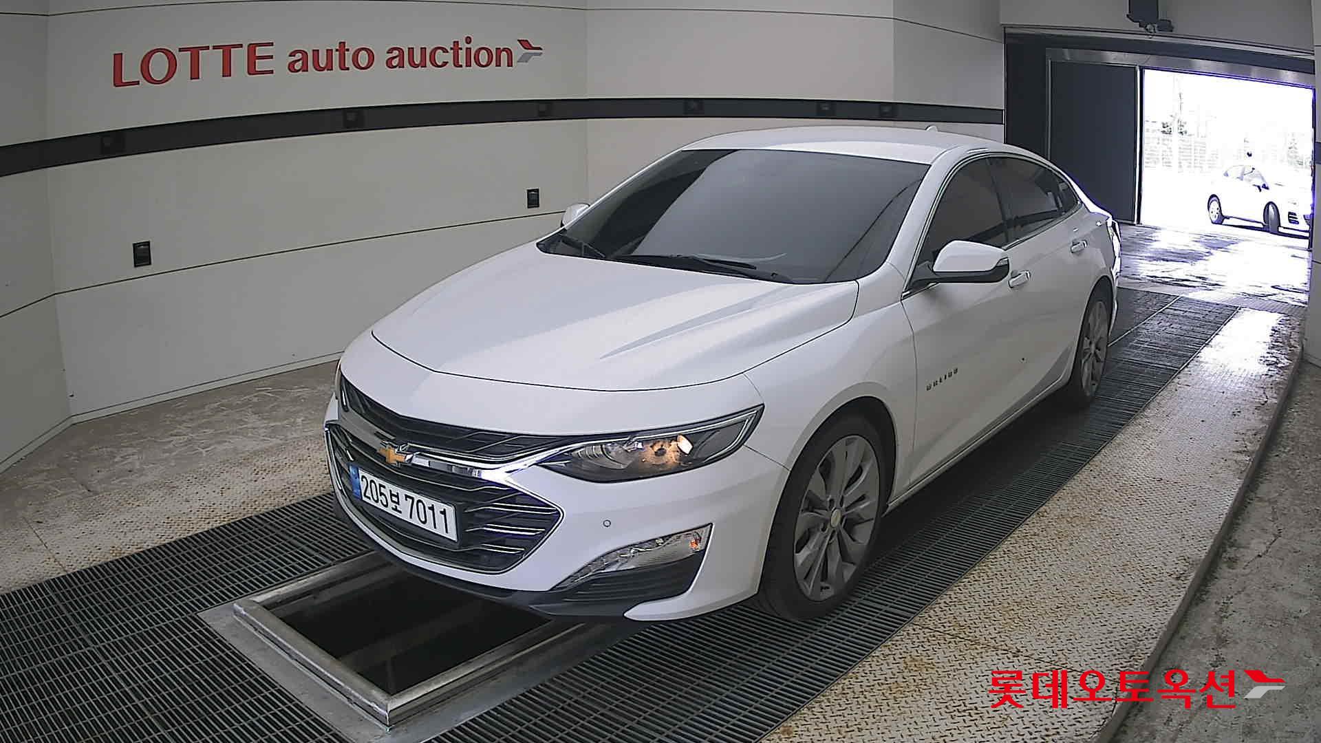 2021 - chevrolet malibu