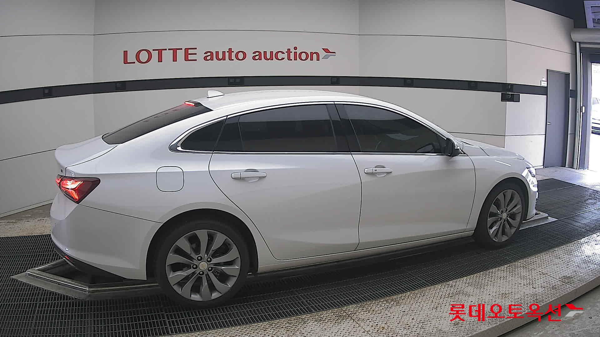 2021 - chevrolet malibu