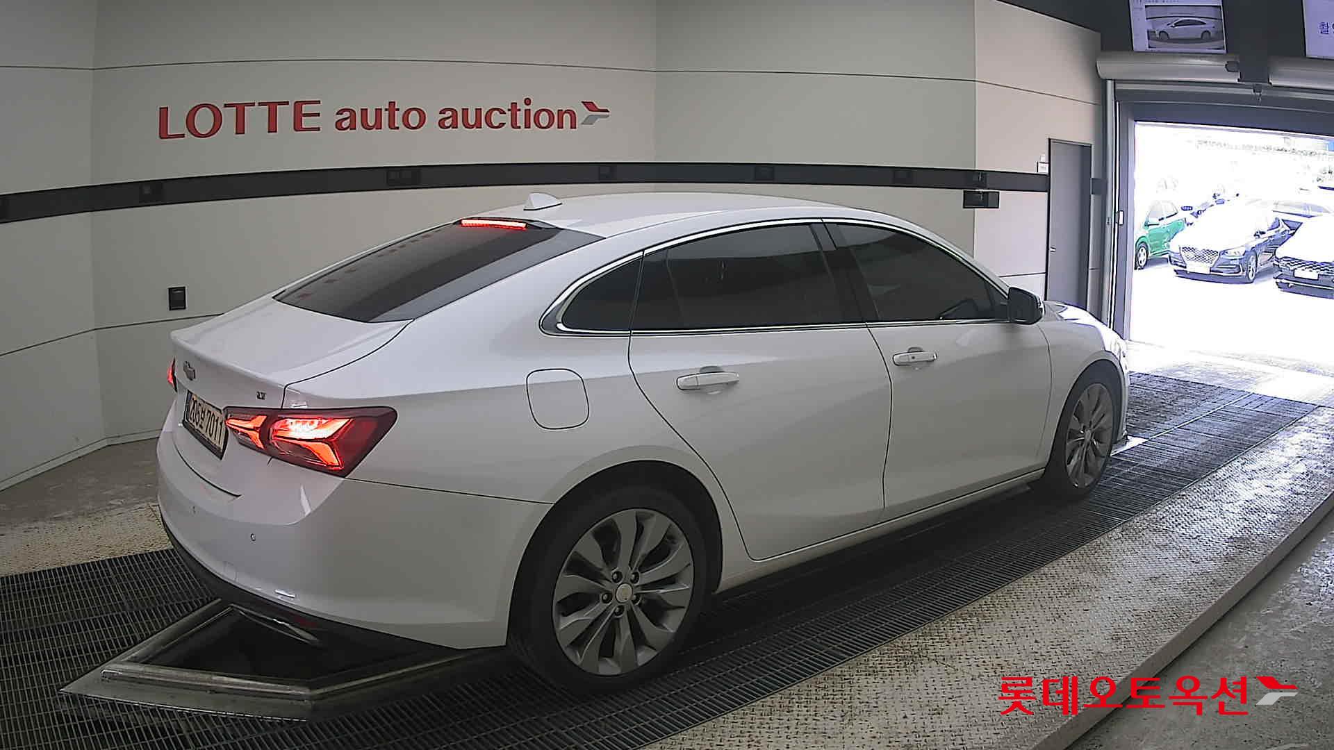 2021 - chevrolet malibu