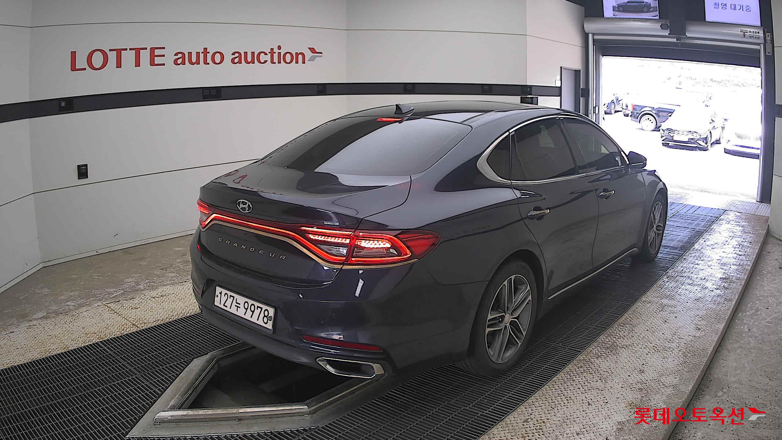 2017 - hyundai grandeur