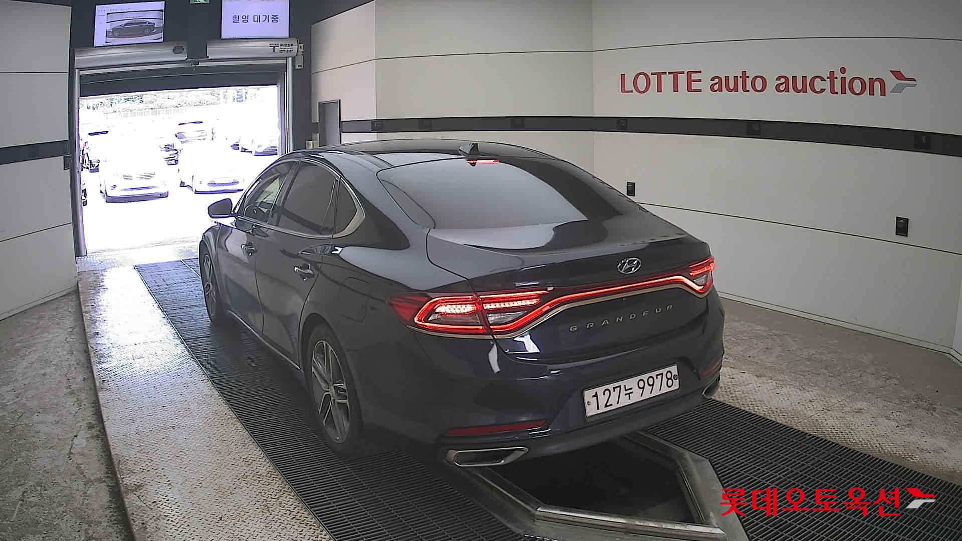 2017 - hyundai grandeur