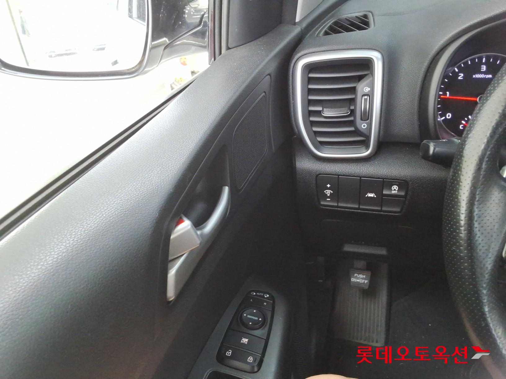 2019 - kia sportage