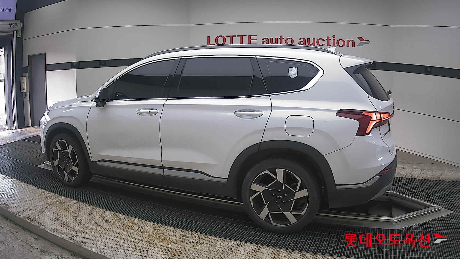 2021 - hyundai santafe