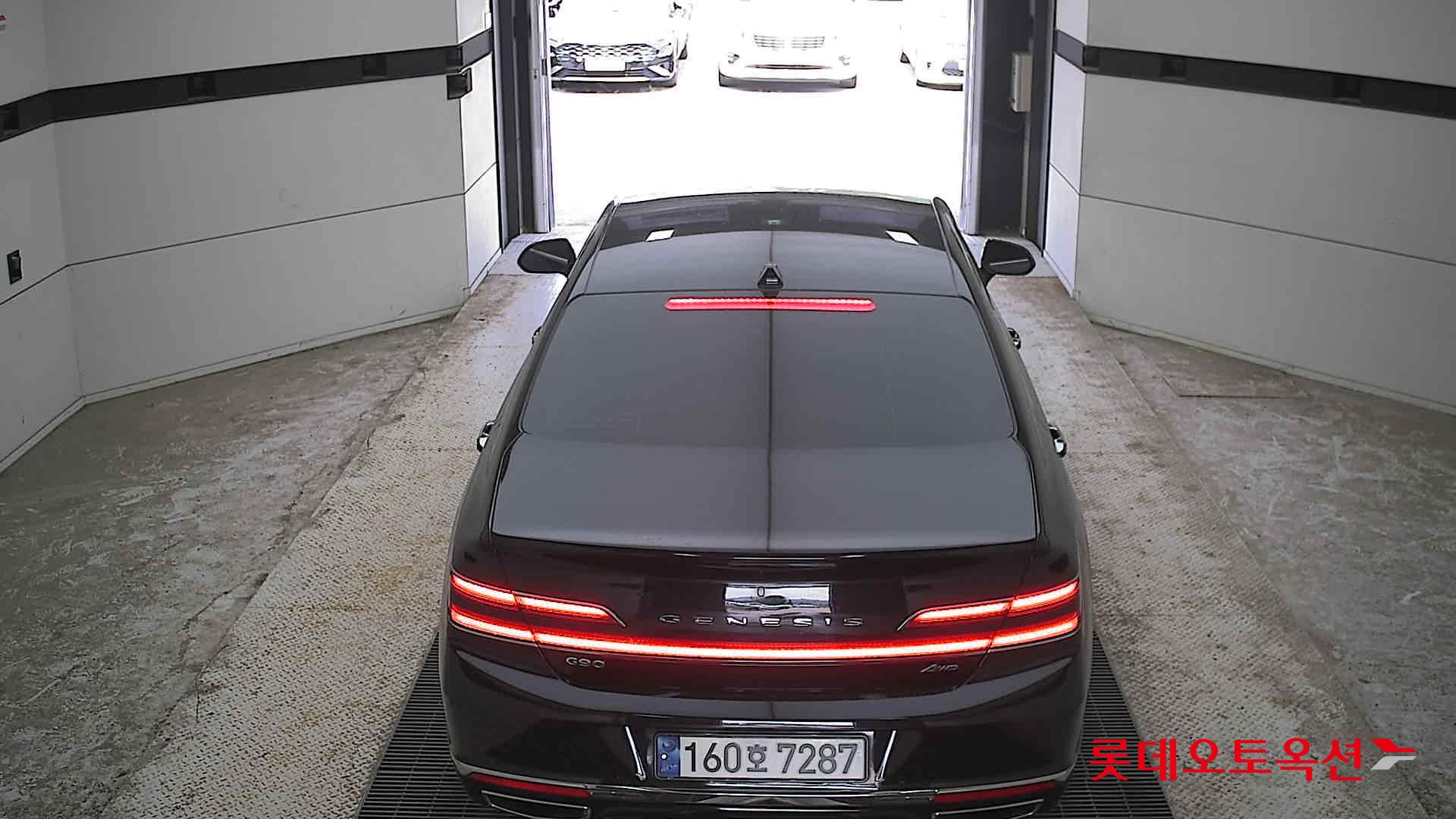 2021 - genesis g90