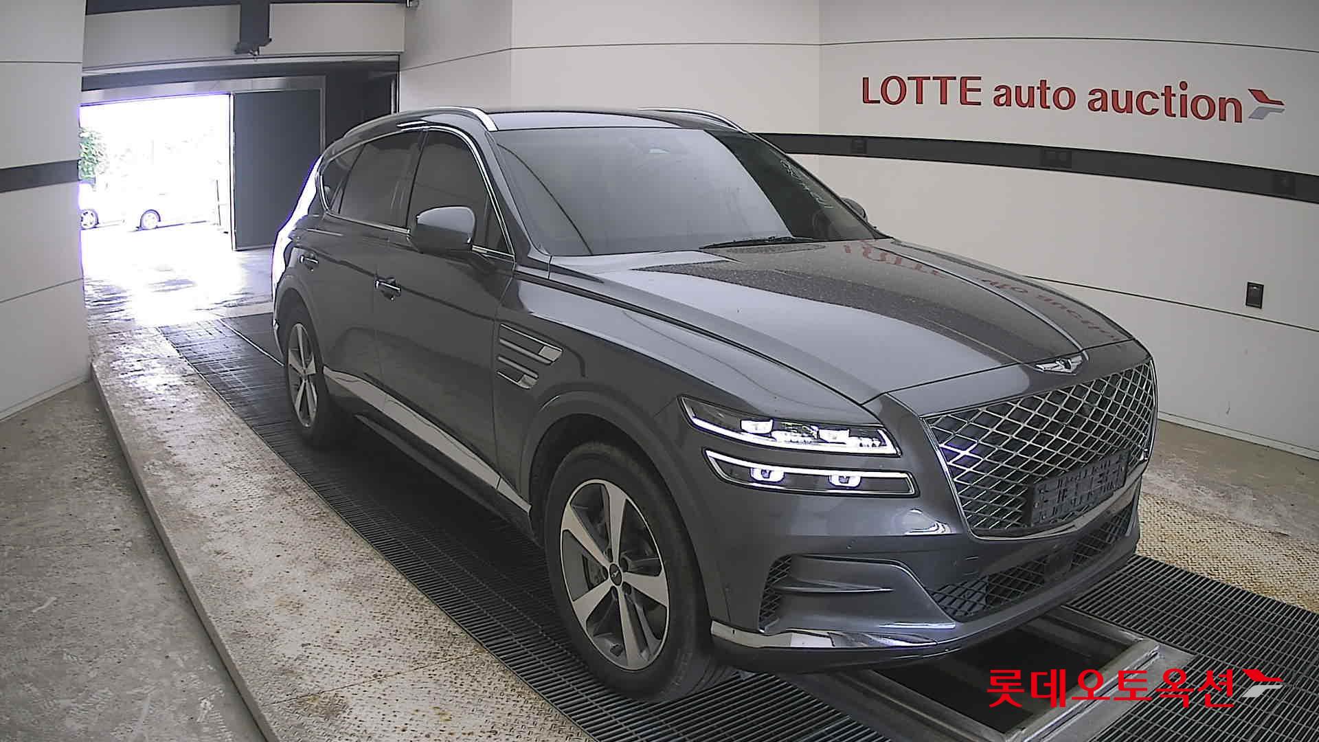 2022 - genesis gv80