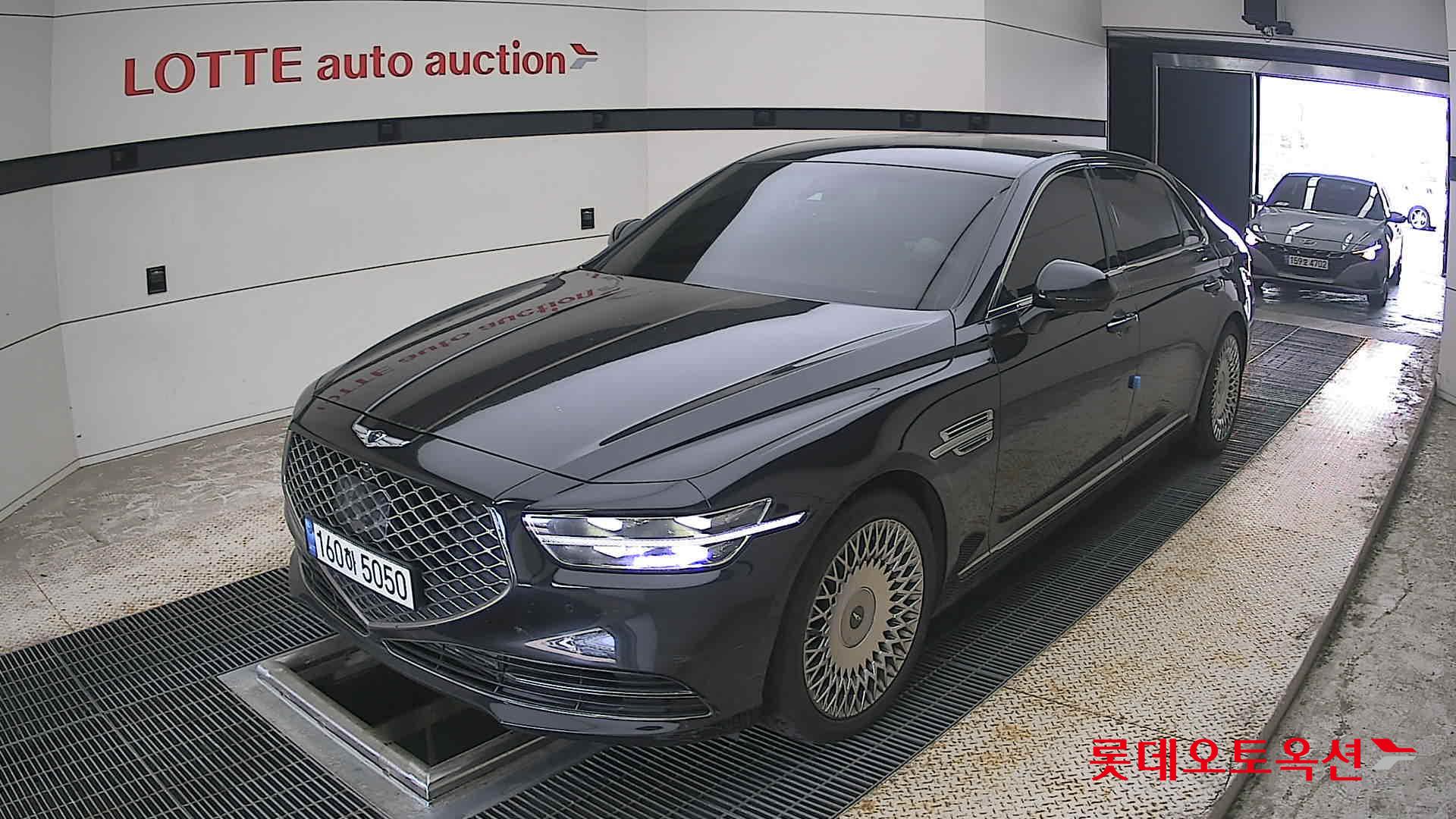 2021 - genesis g90