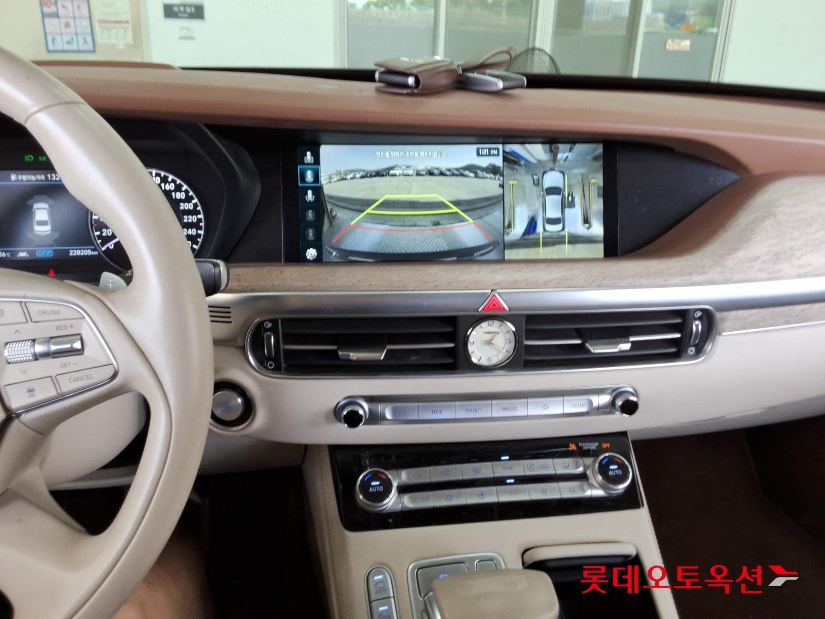 2021 - genesis g90