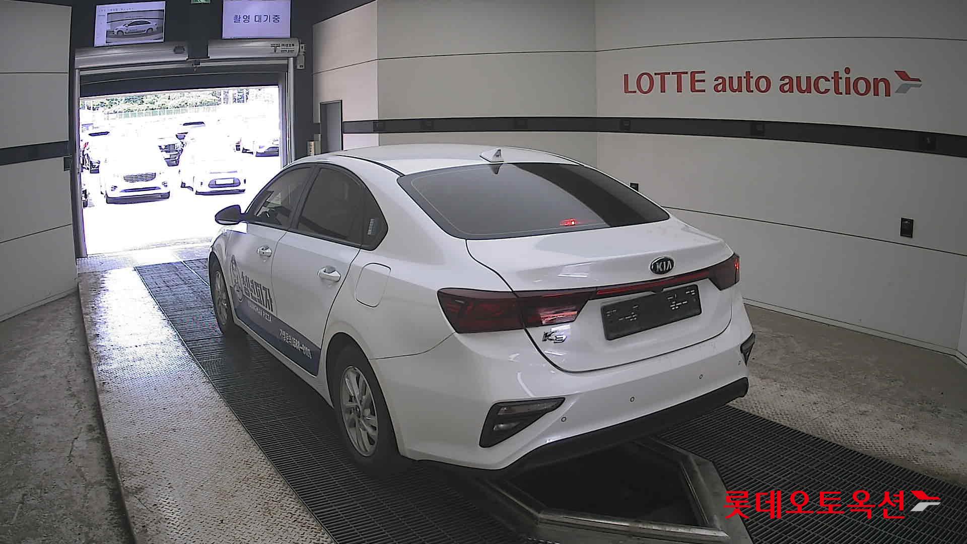 2021 - kia k3