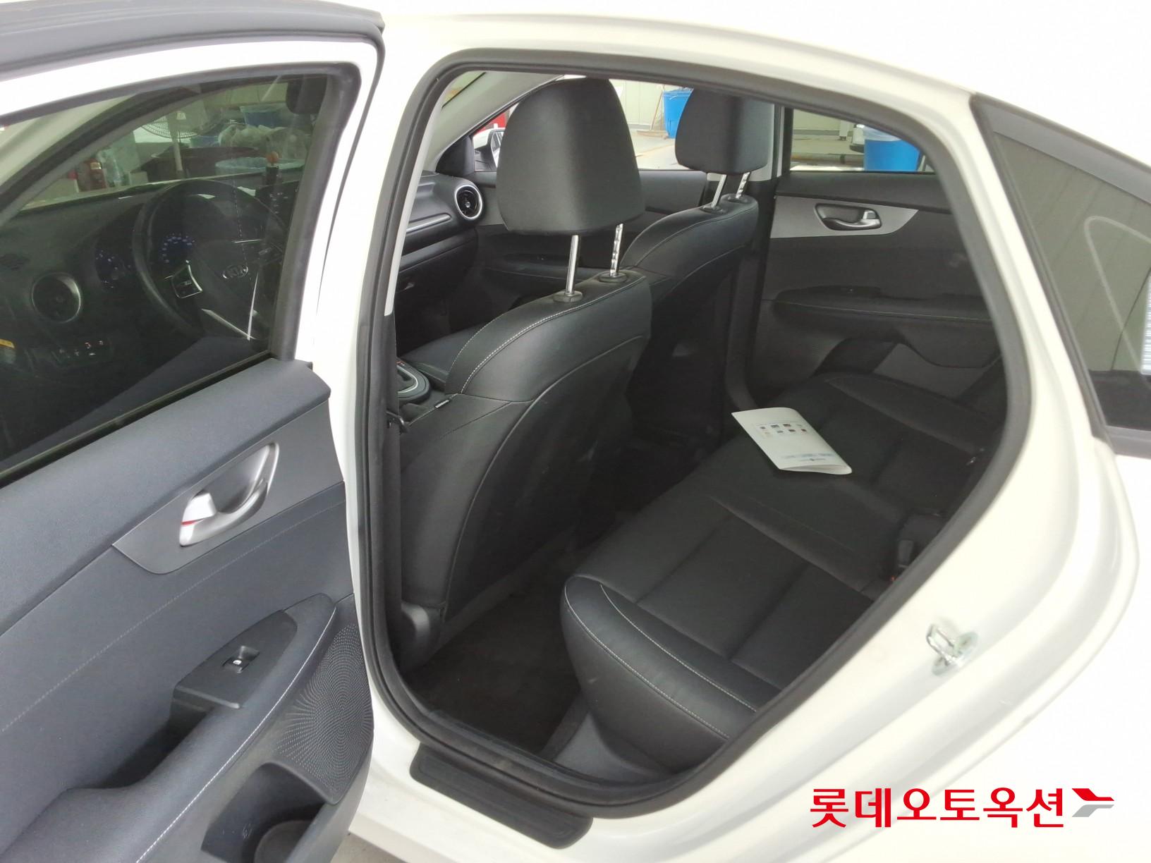 2021 - kia k3