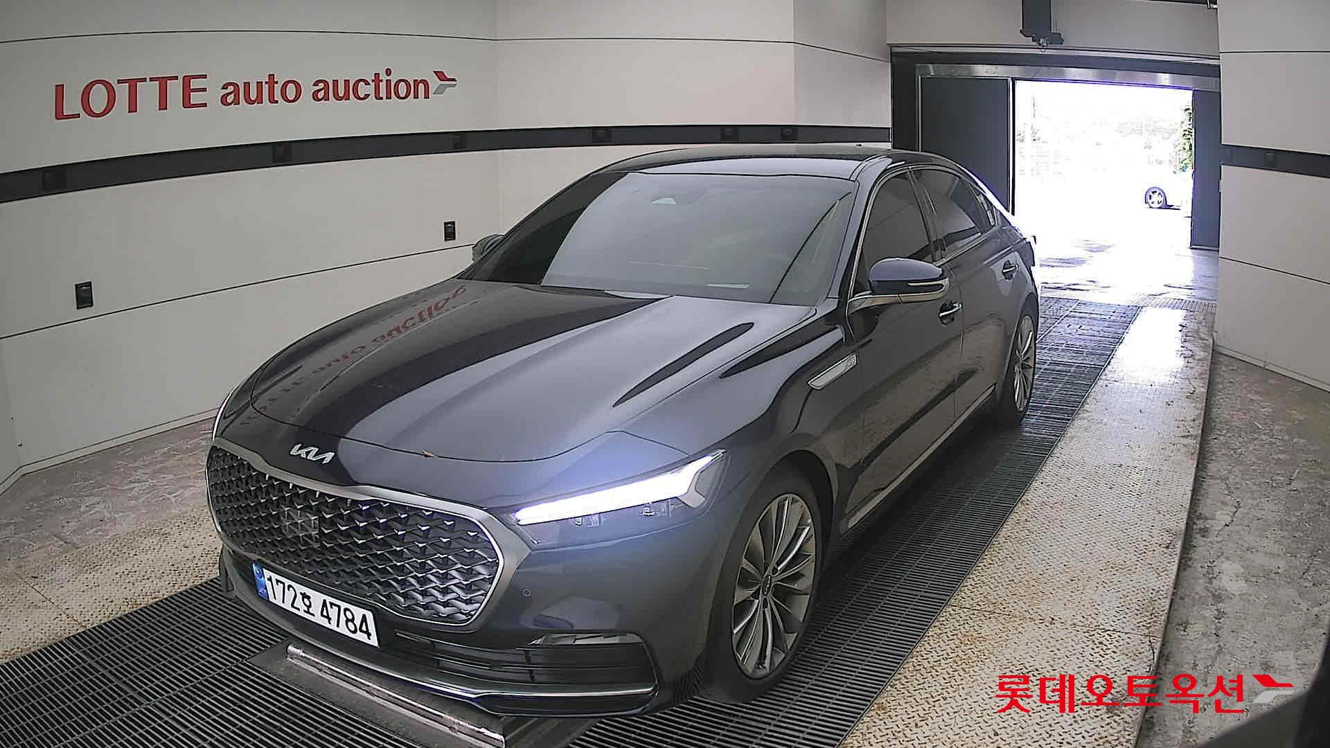 2022 - kia k9