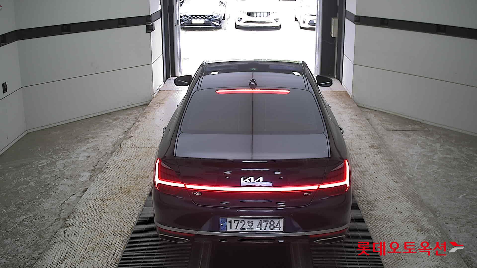 2022 - kia k9