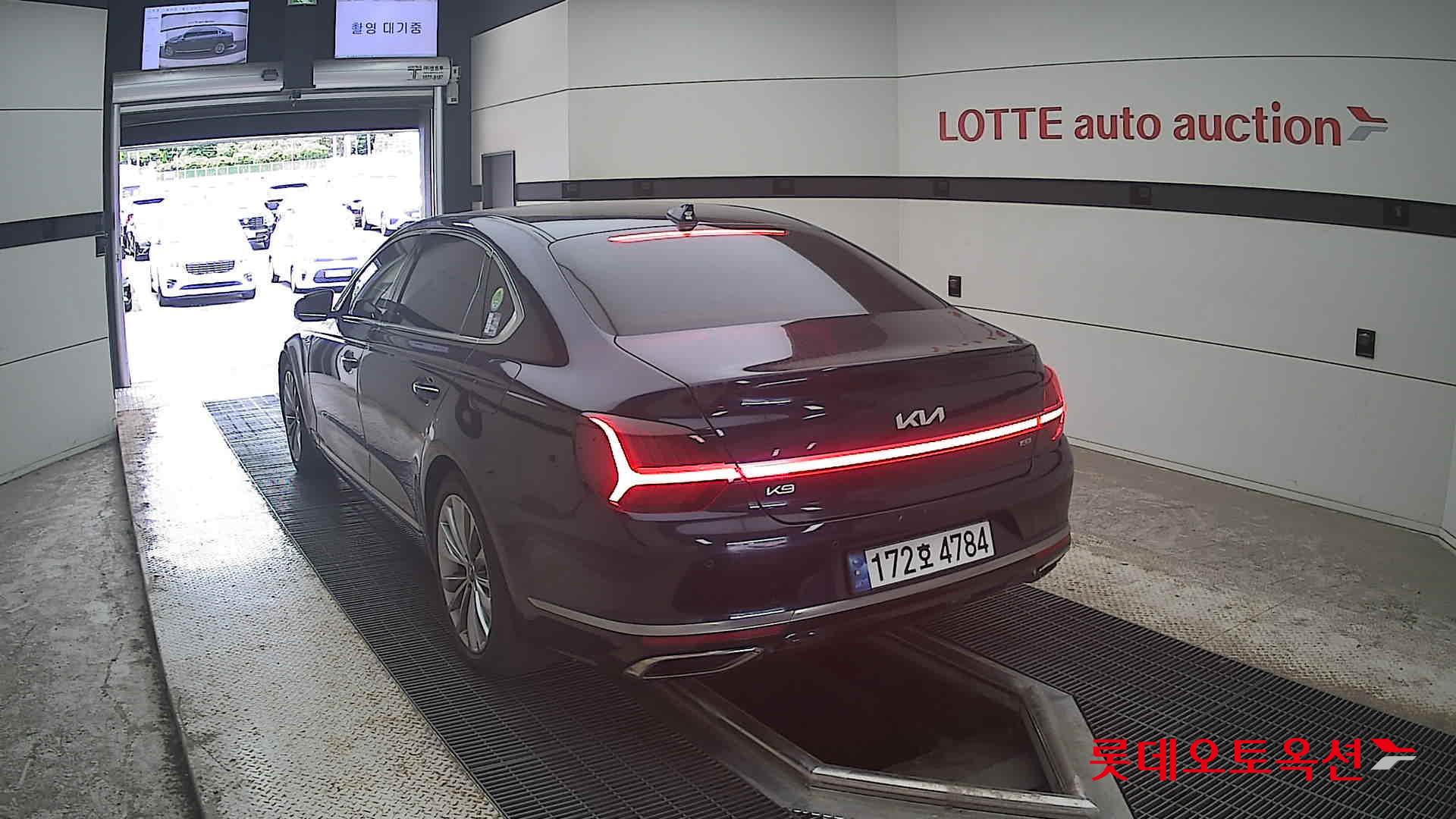 2022 - kia k9