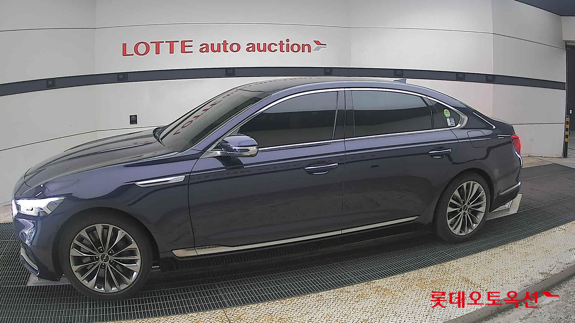 2022 - kia k9
