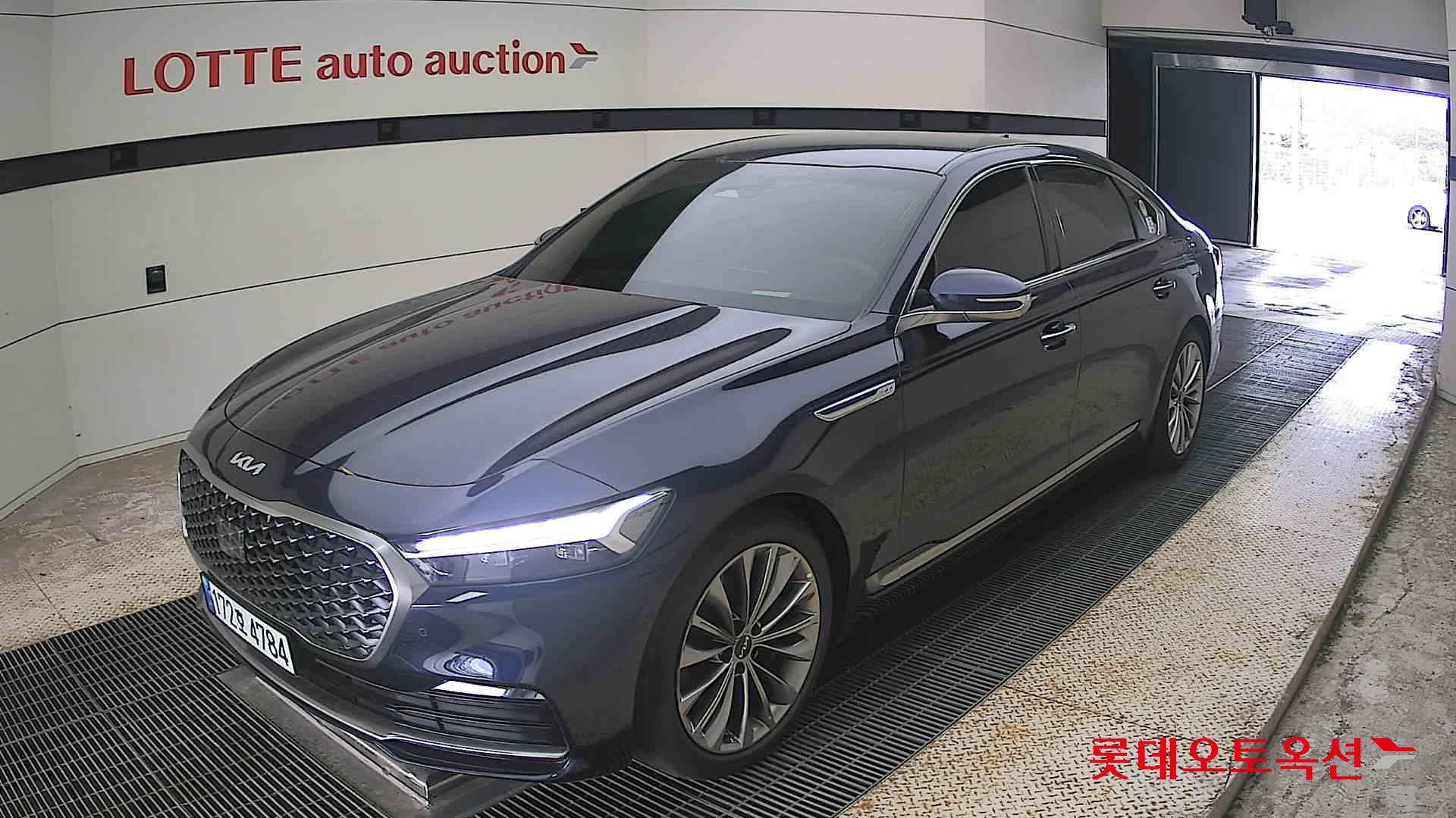 2022 - kia k9