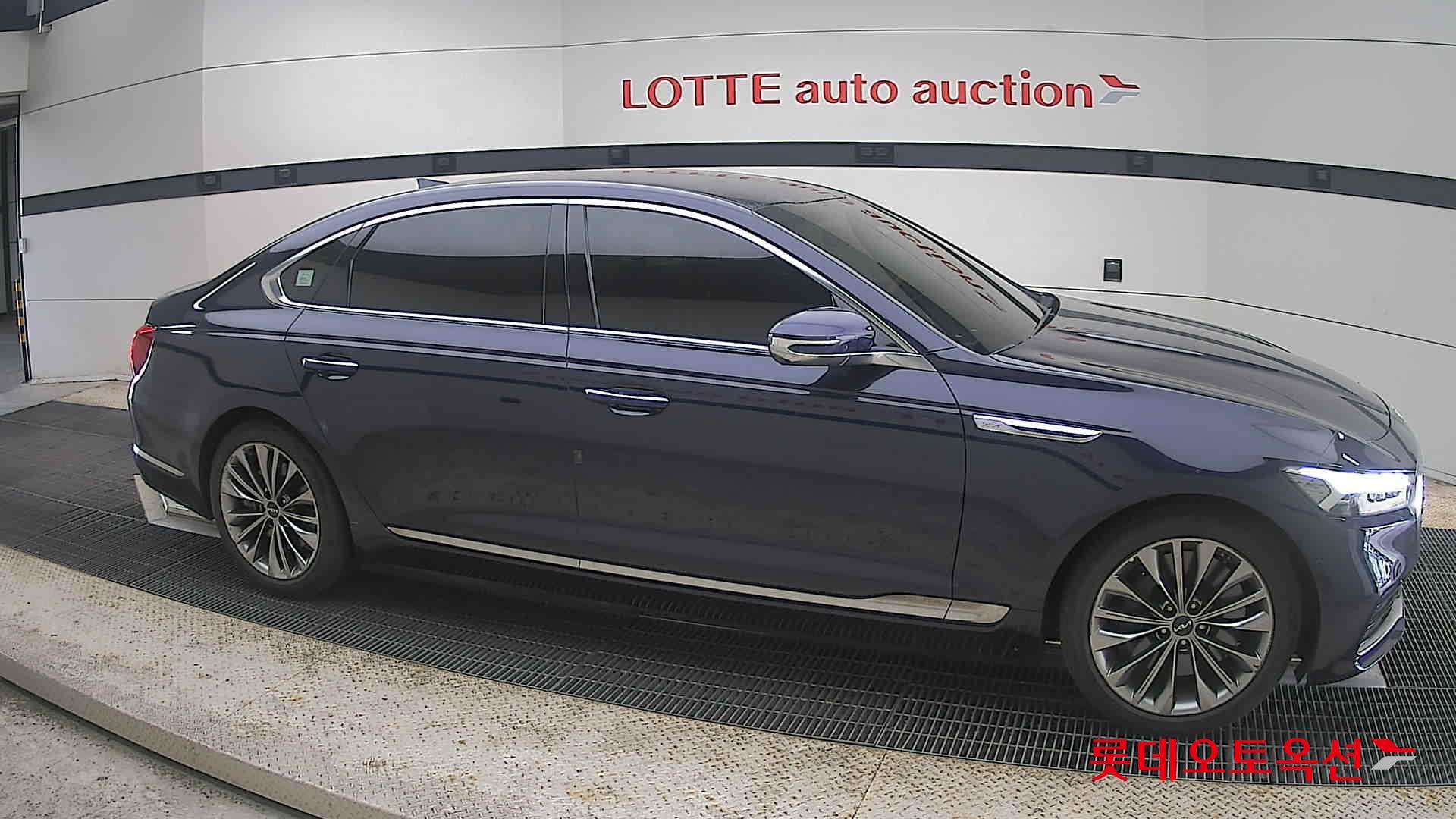 2022 - kia k9