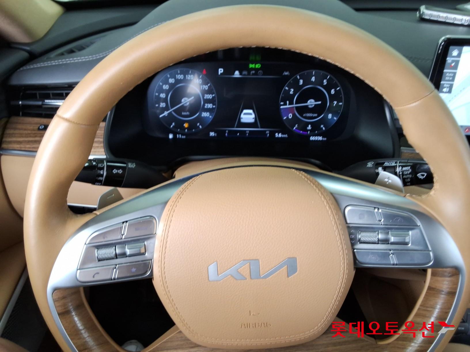 2022 - kia k9