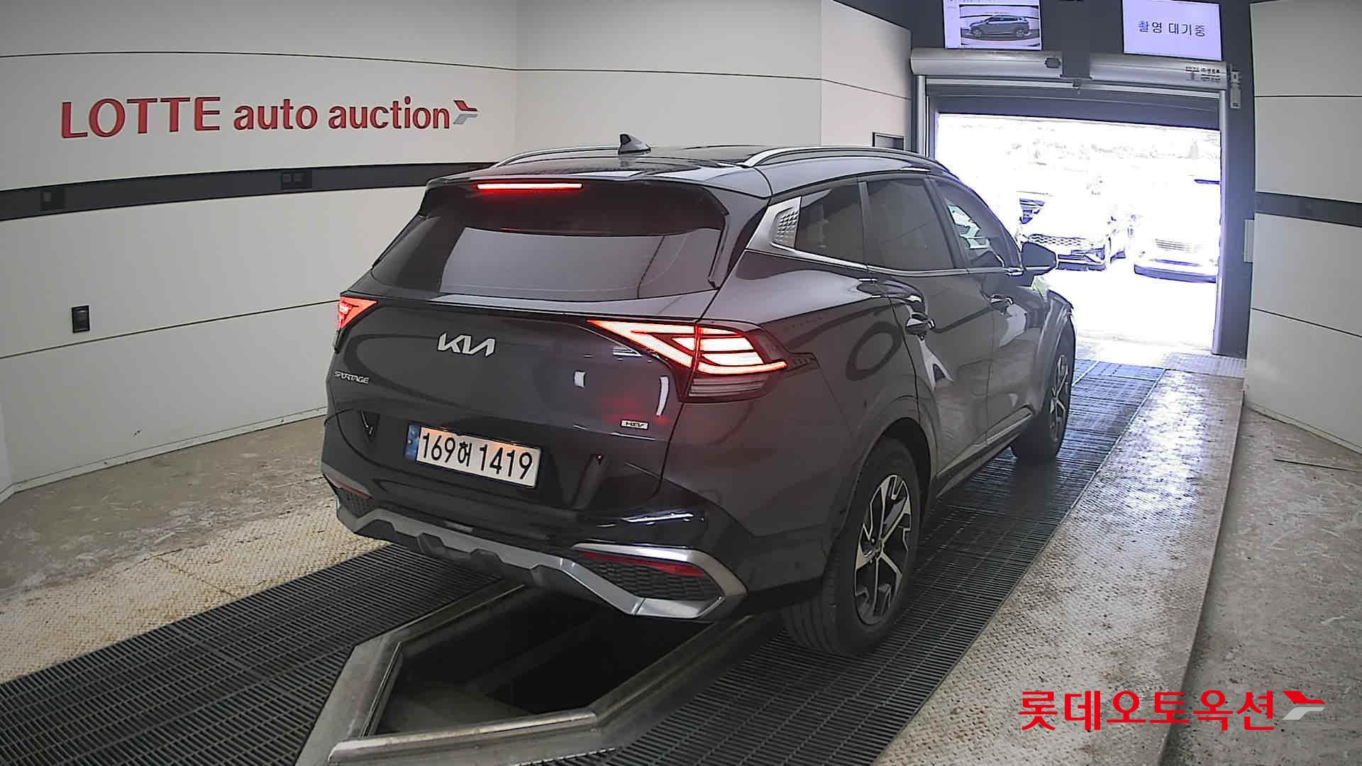 2022 - kia sportage