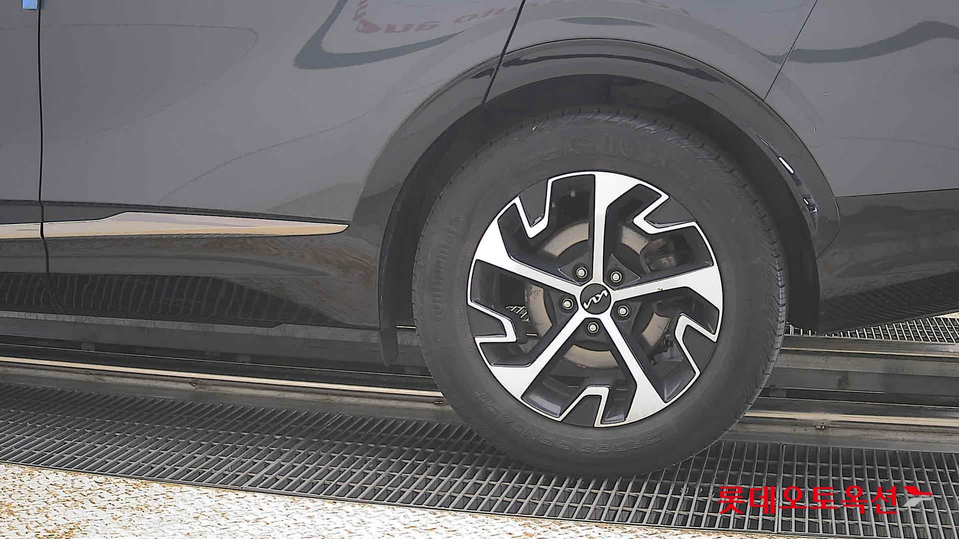 2022 - kia sportage