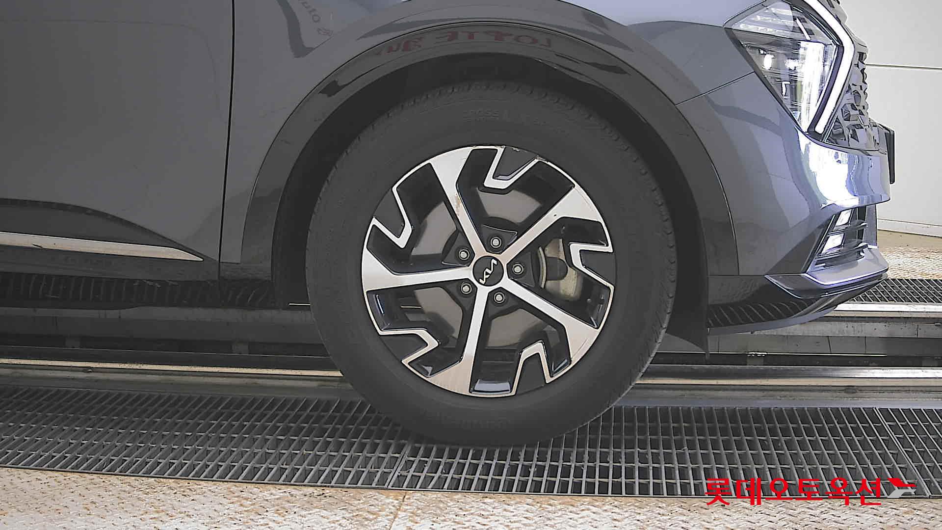 2022 - kia sportage