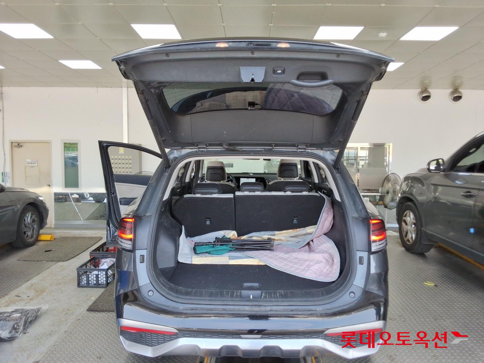 2022 - kia sportage