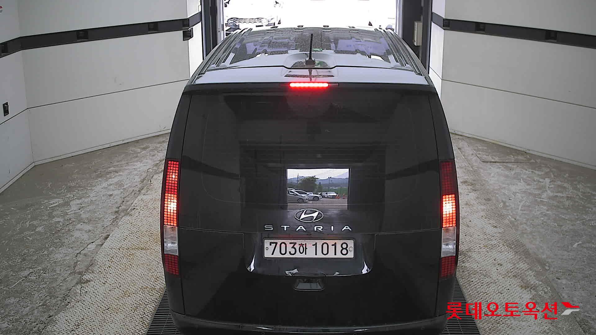 2022 - hyundai staria