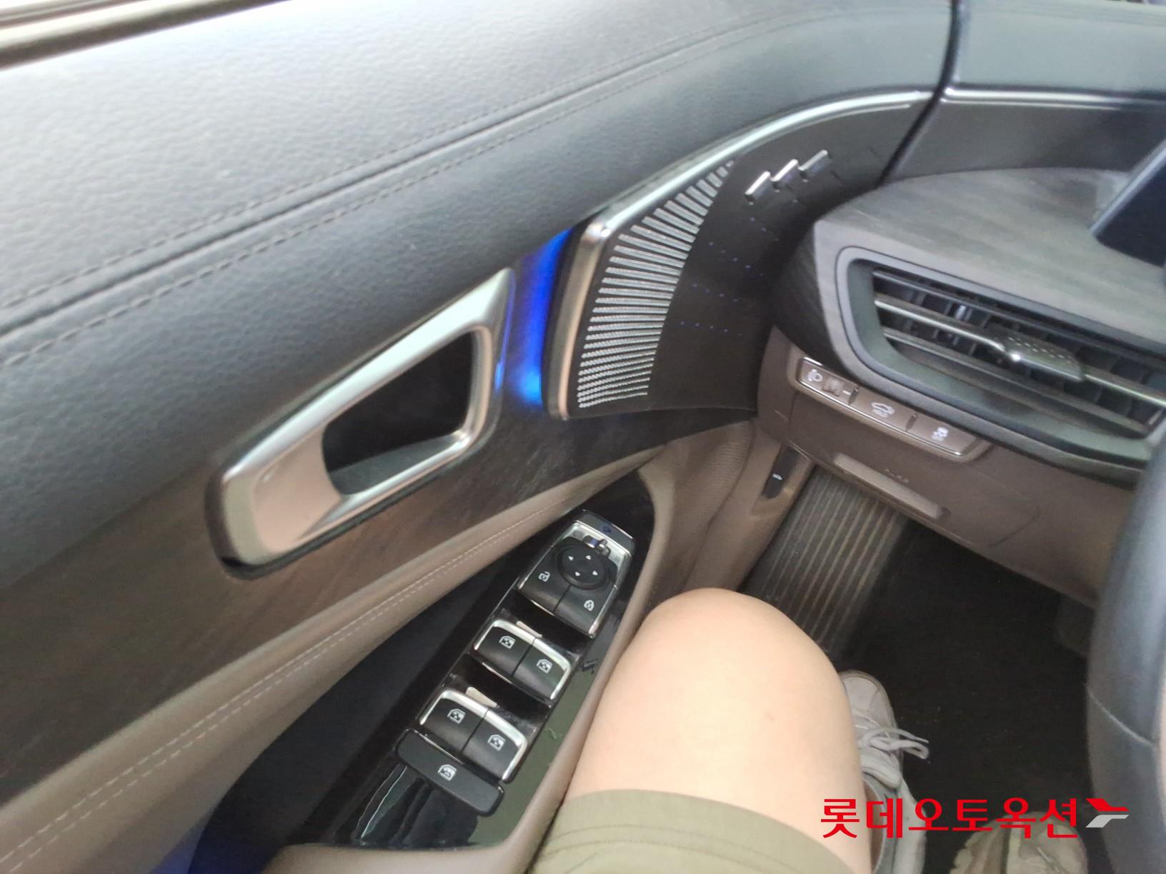 2022 - kia k8