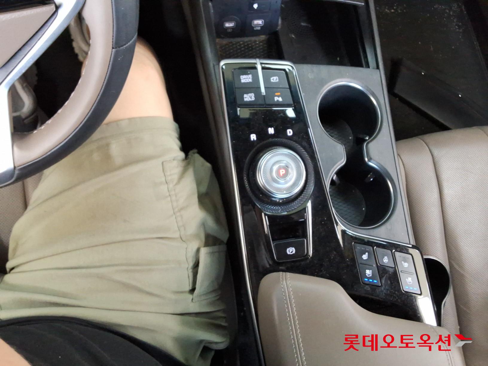 2022 - kia k8