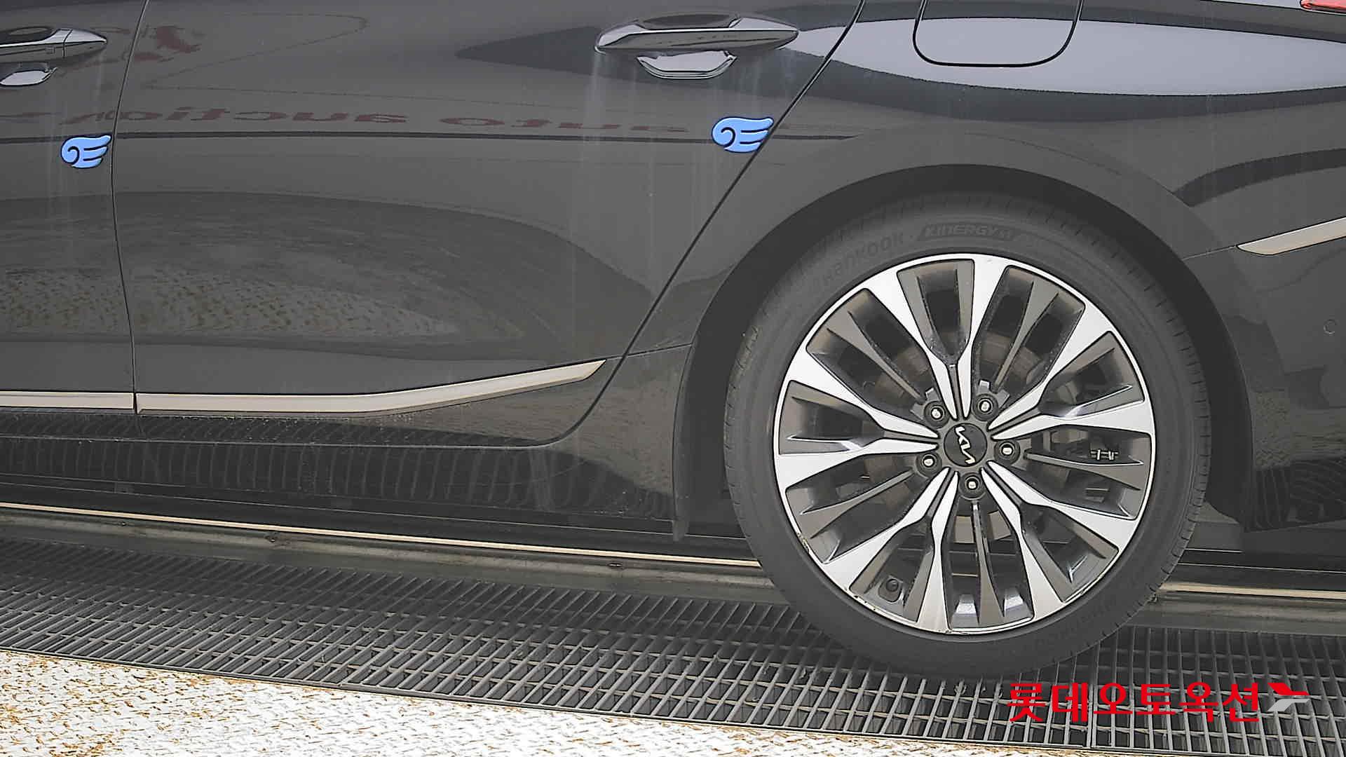 2022 - kia k8