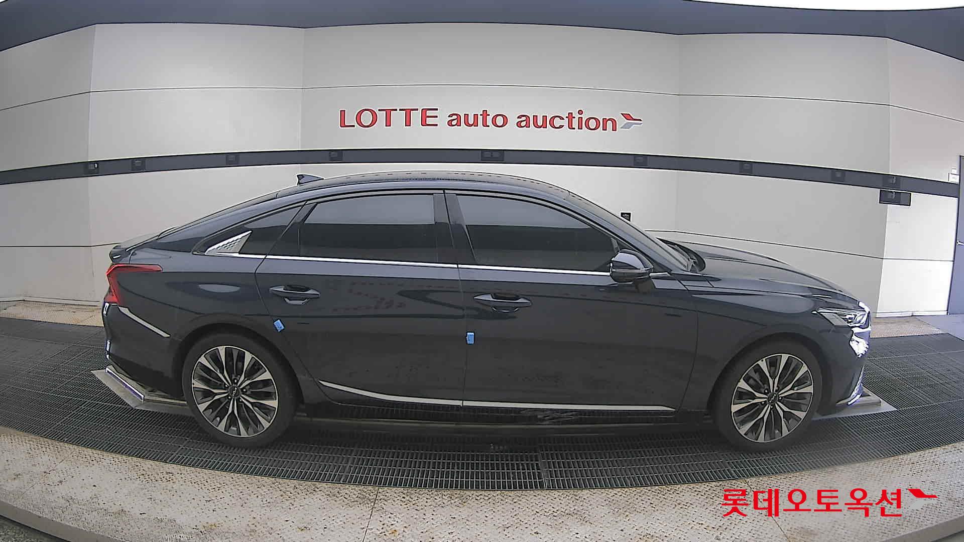 2022 - kia k8
