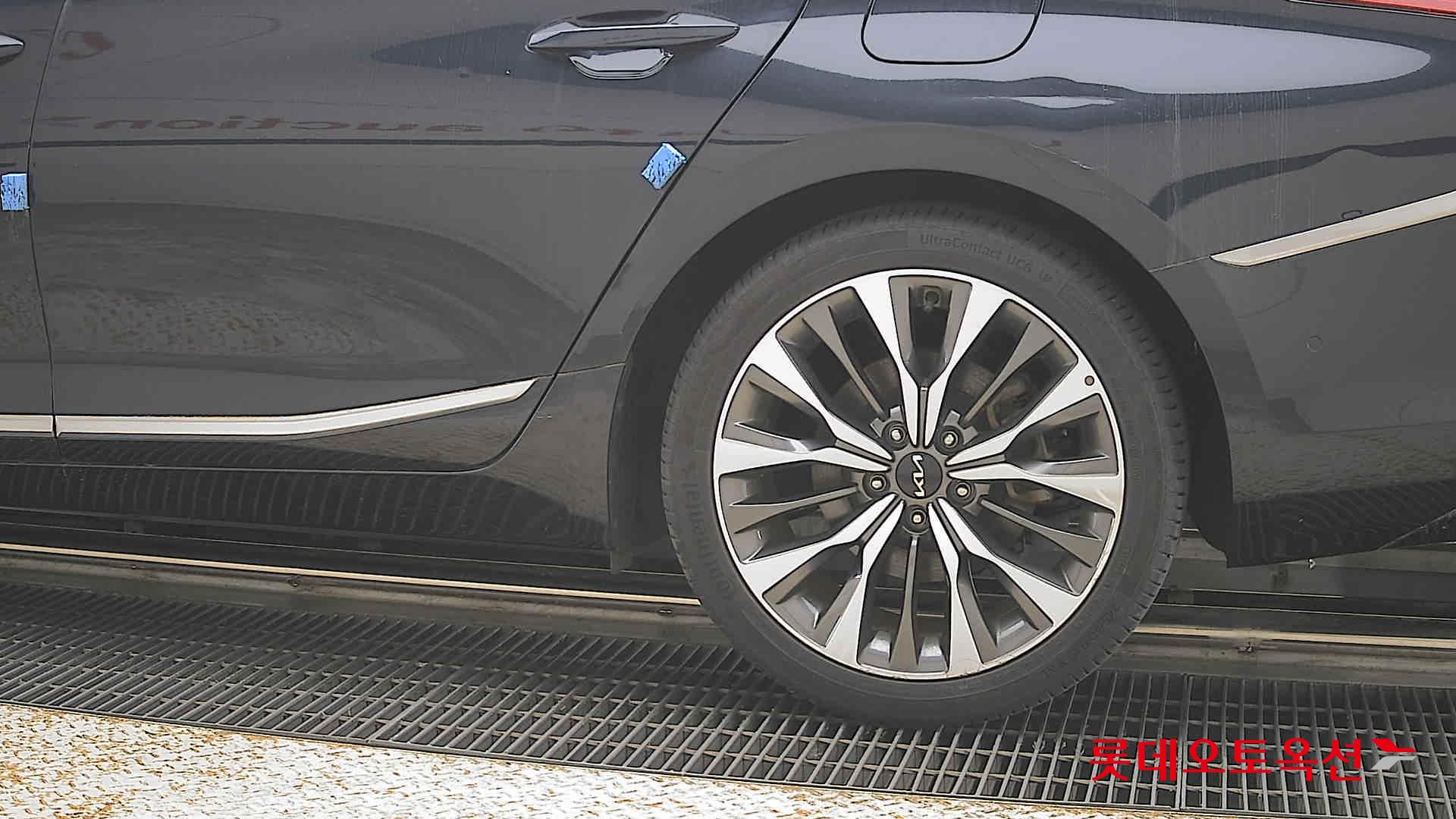 2022 - kia k8