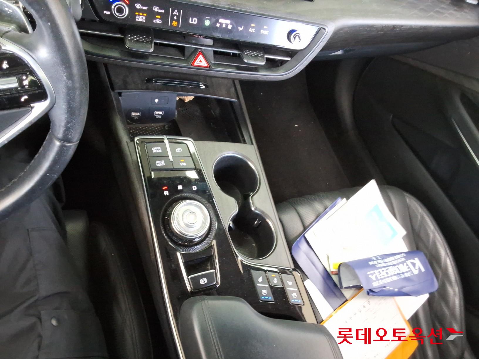 2022 - kia k8