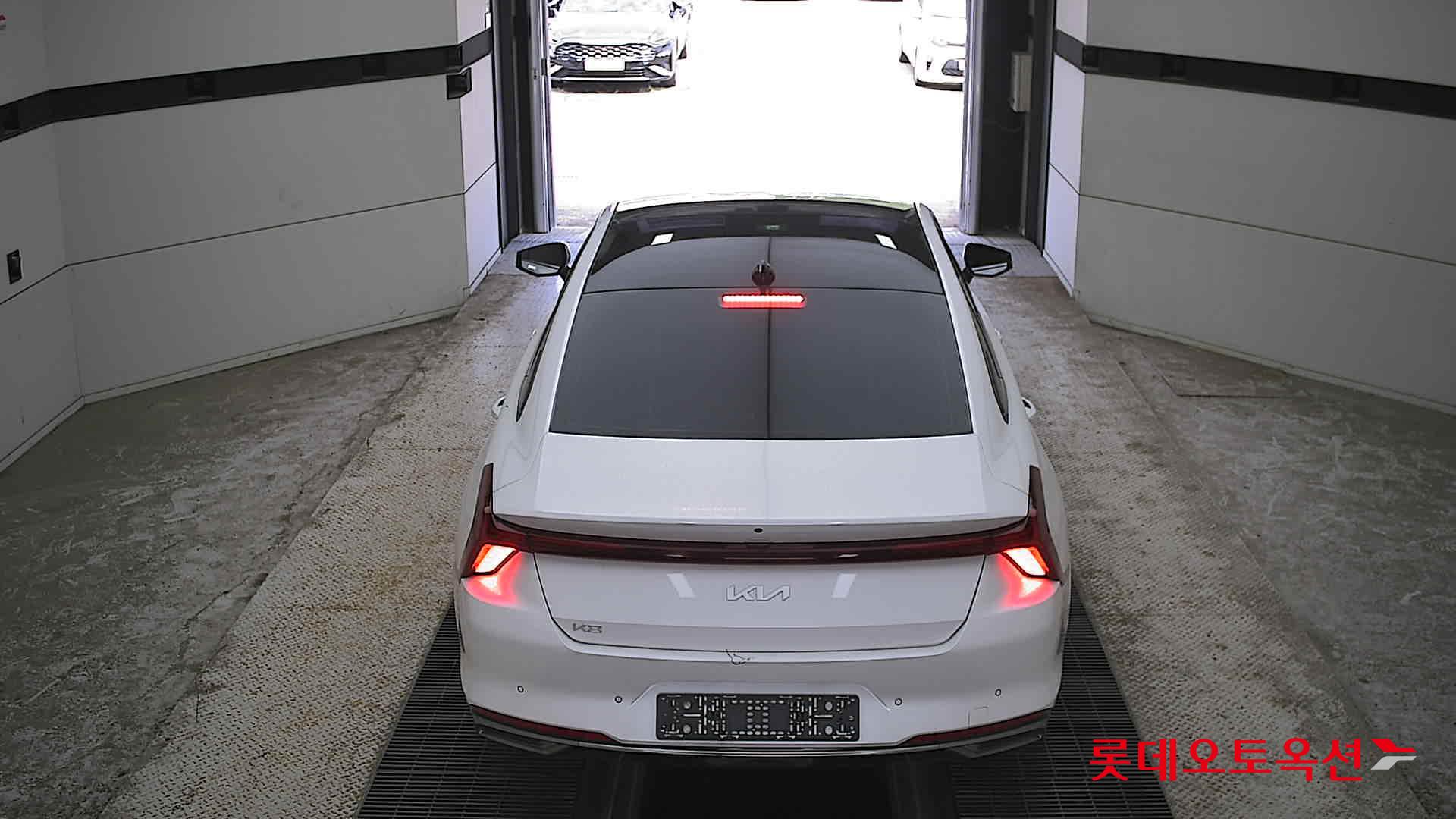 2022 - kia k8