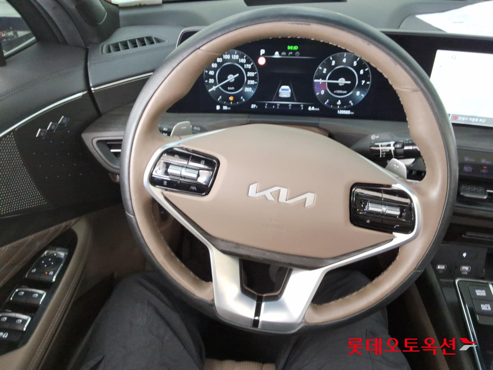 2022 - kia k8
