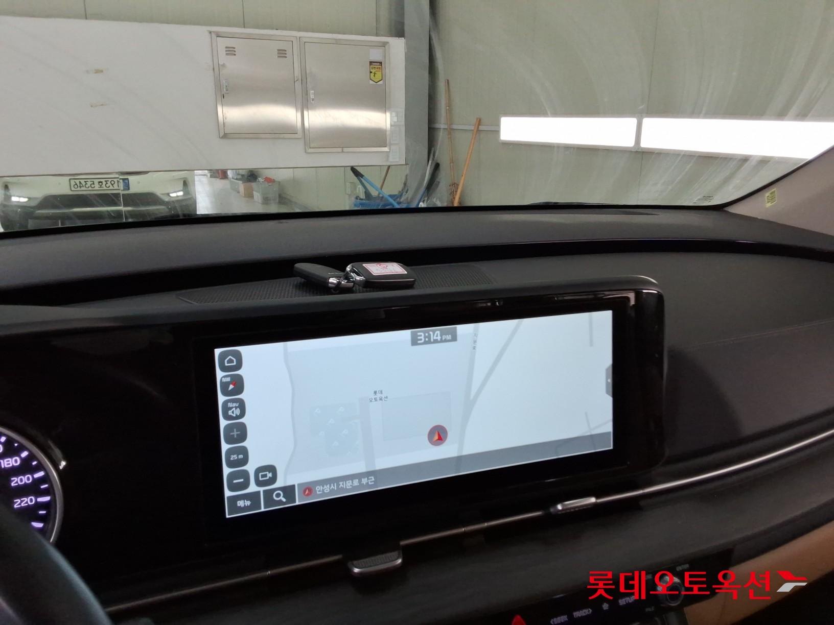 2023 - kia carnival