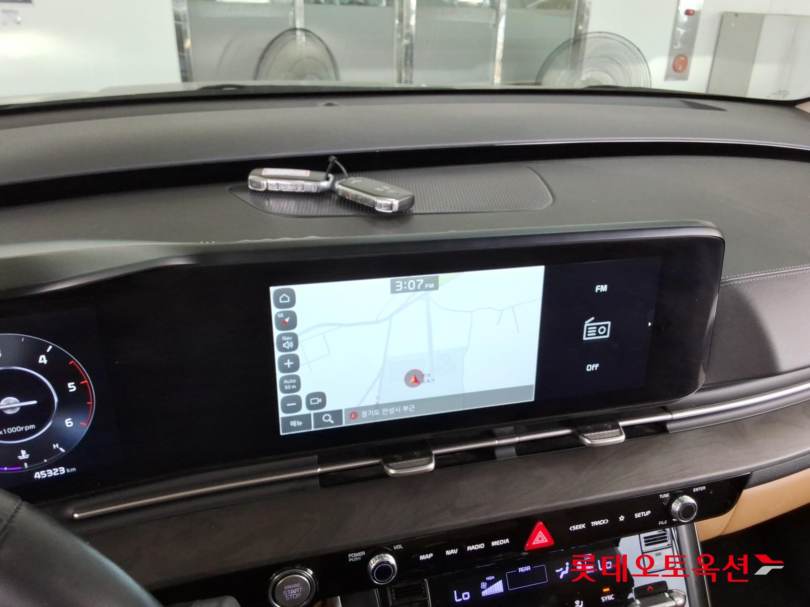 2023 - kia carnival