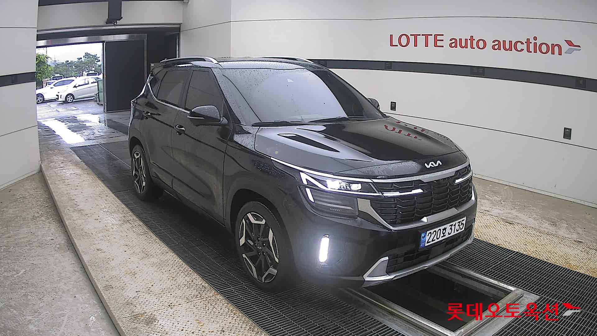 2023 - kia seltos