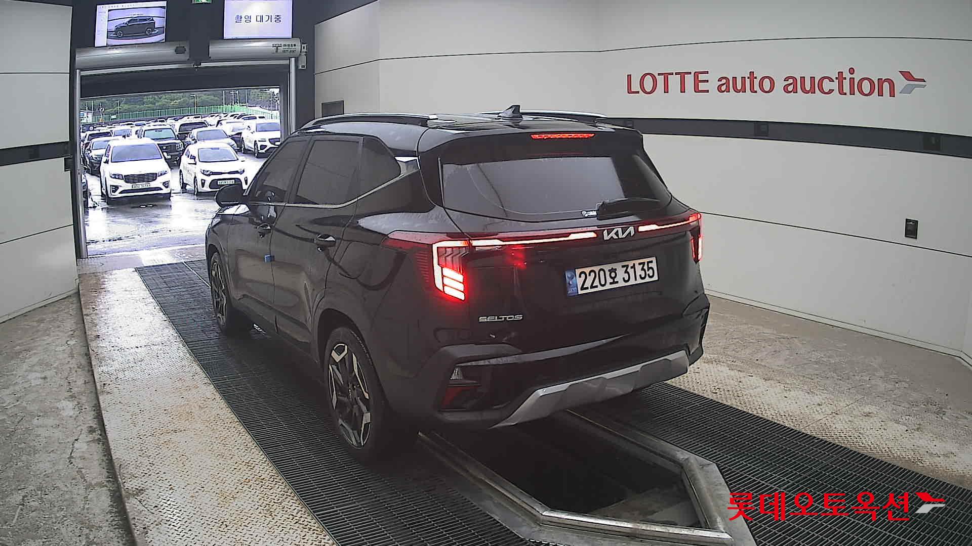 2023 - kia seltos