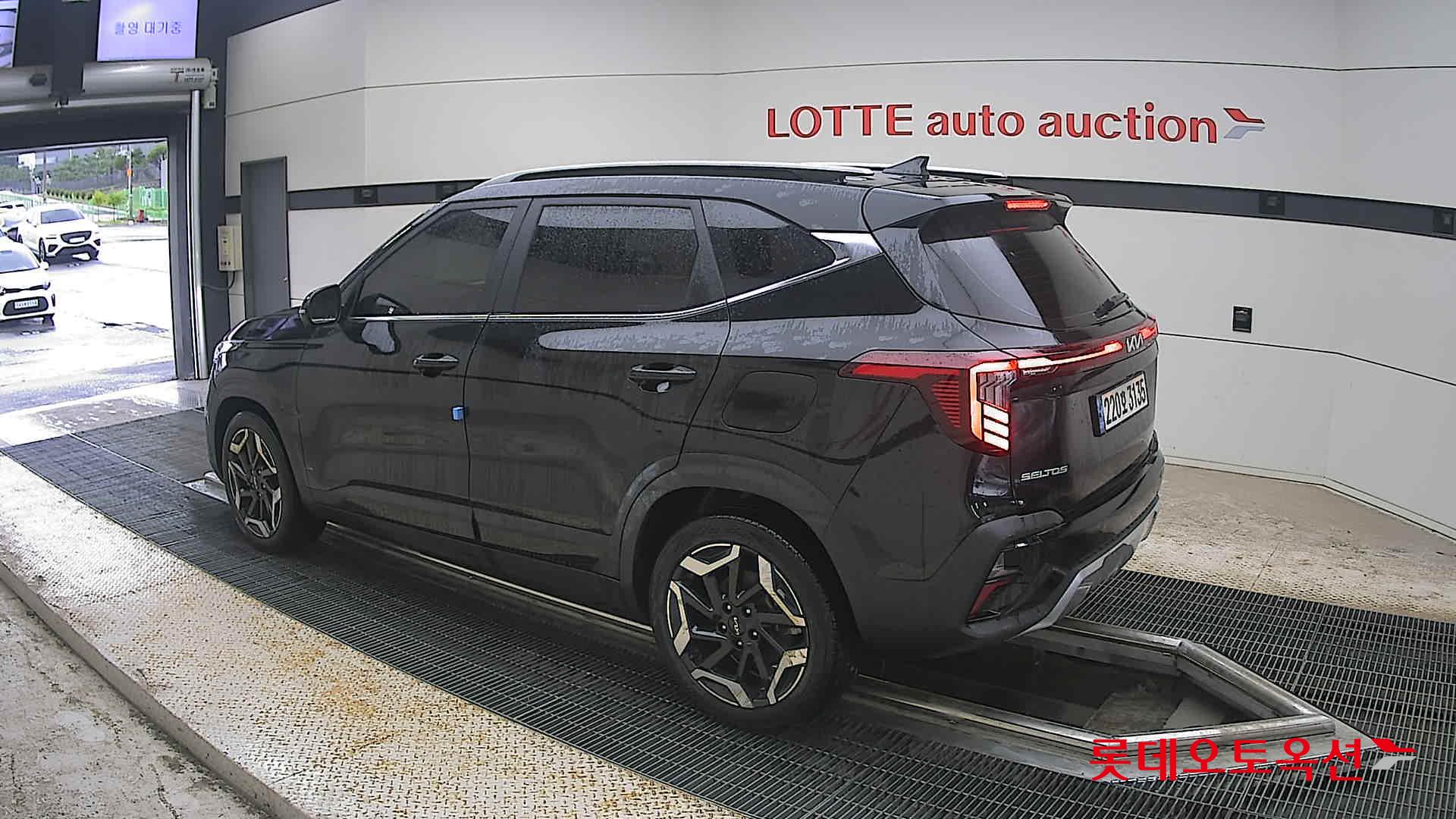 2023 - kia seltos