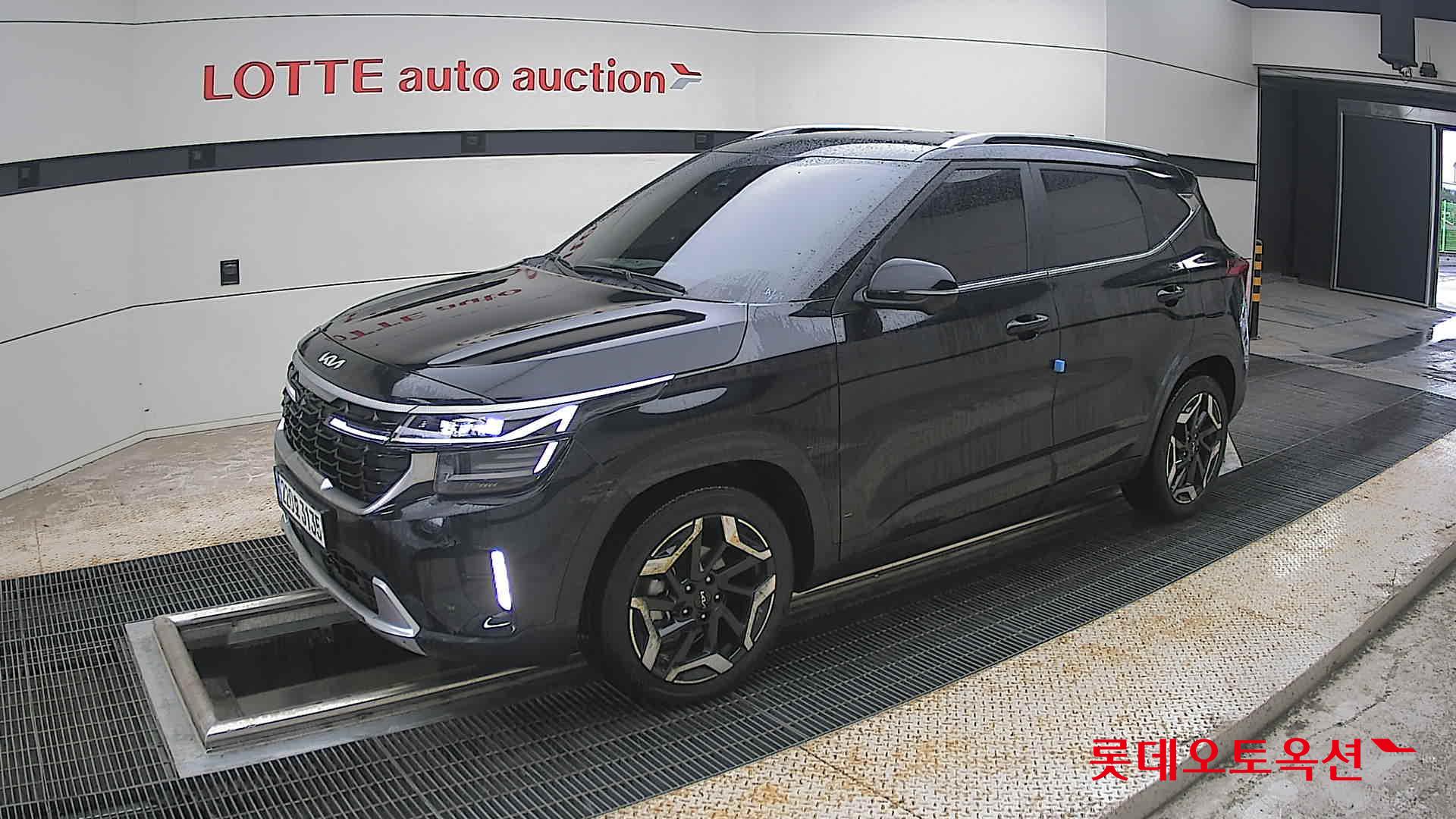 2023 - kia seltos