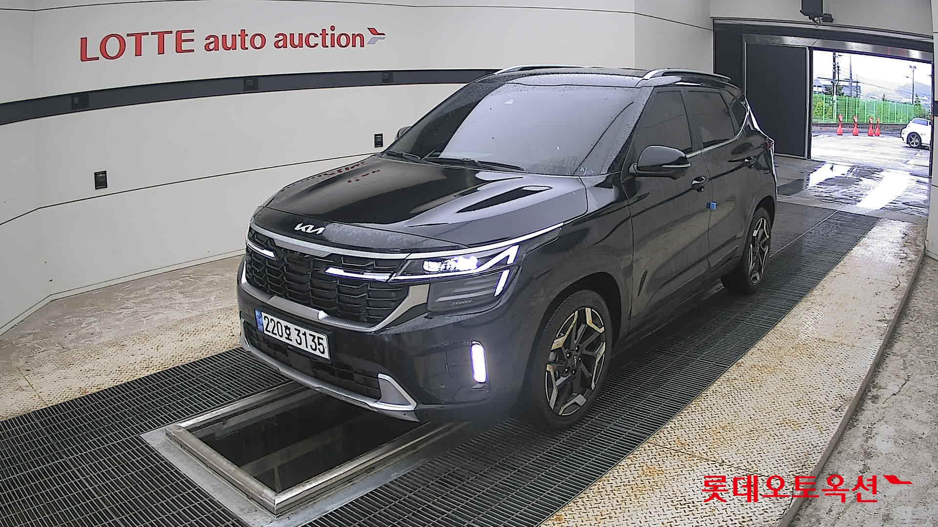 2023 - kia seltos