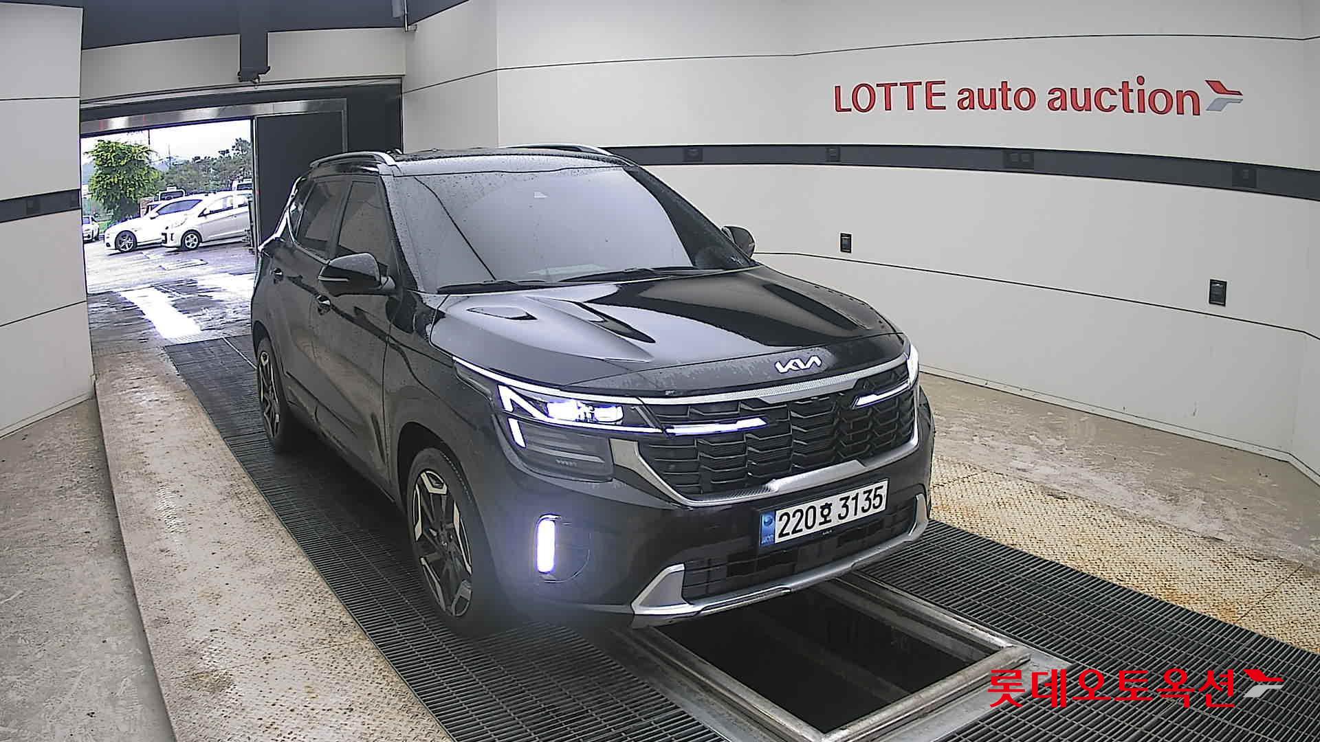 2023 - kia seltos