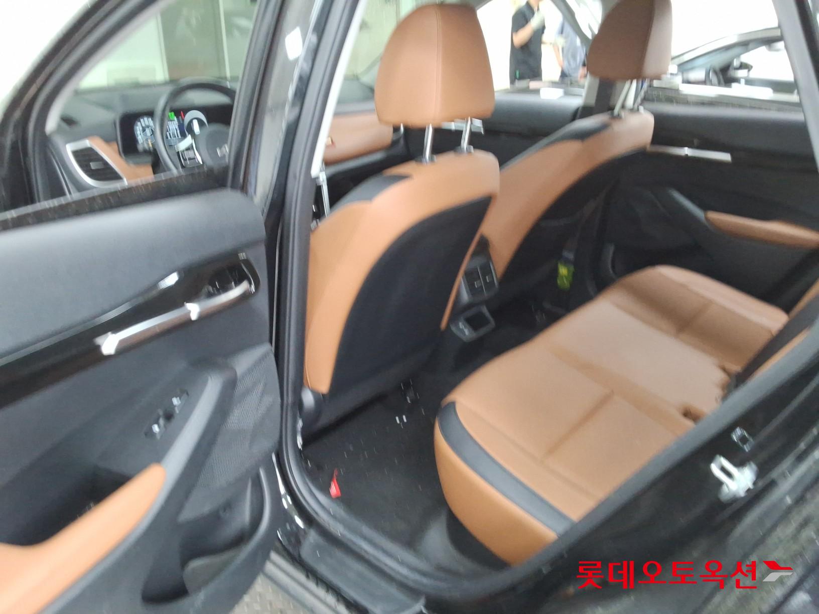 2023 - kia seltos