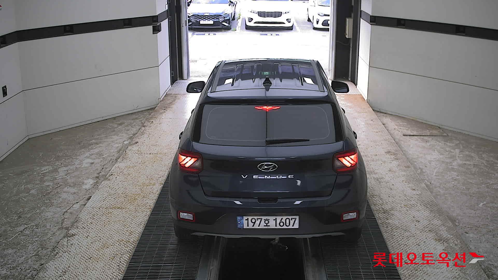 2022 - hyundai venue