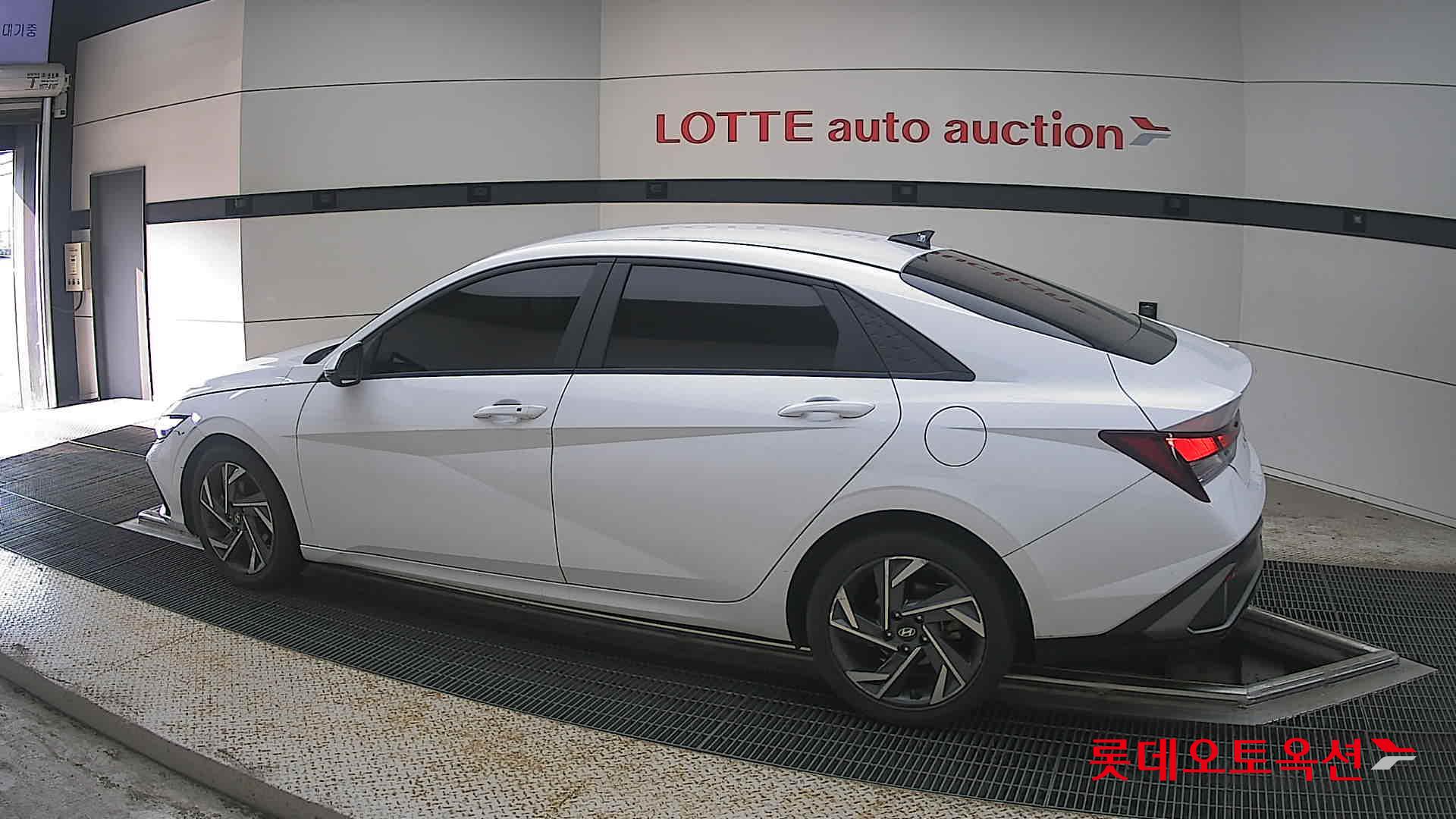 2024 - hyundai avante