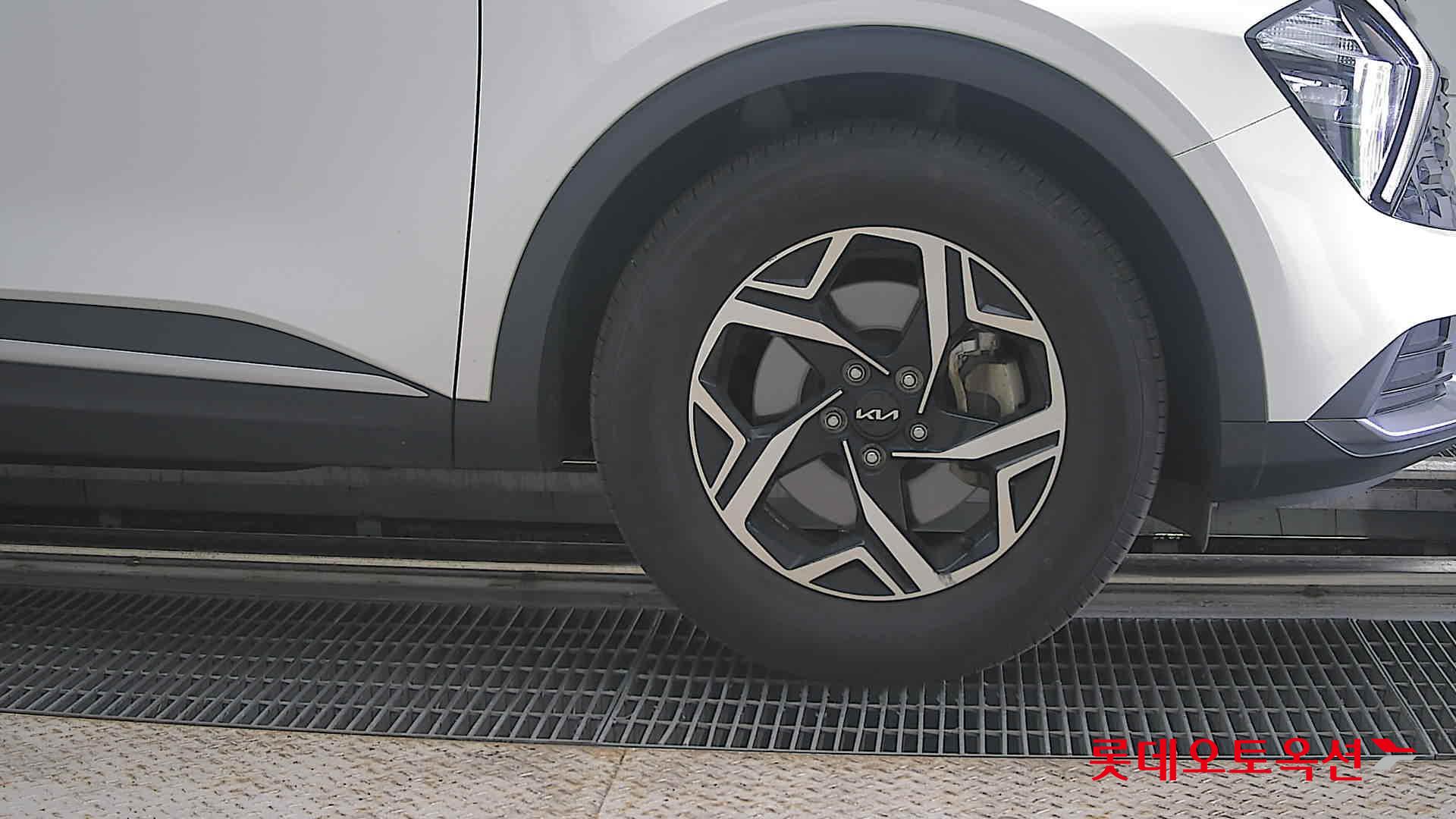 2024 - kia sportage