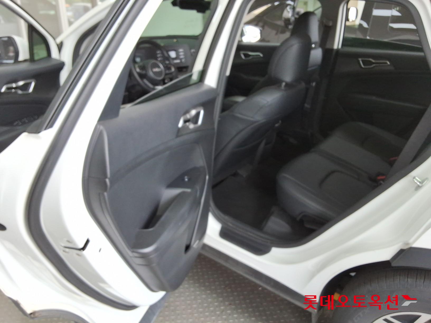 2024 - kia sportage